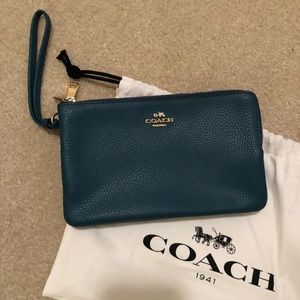 Coach wristlet wallet NWOT